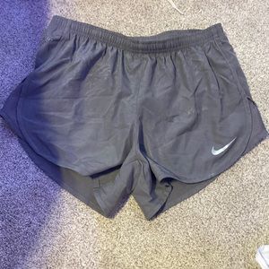 Gray Nike shorts size small